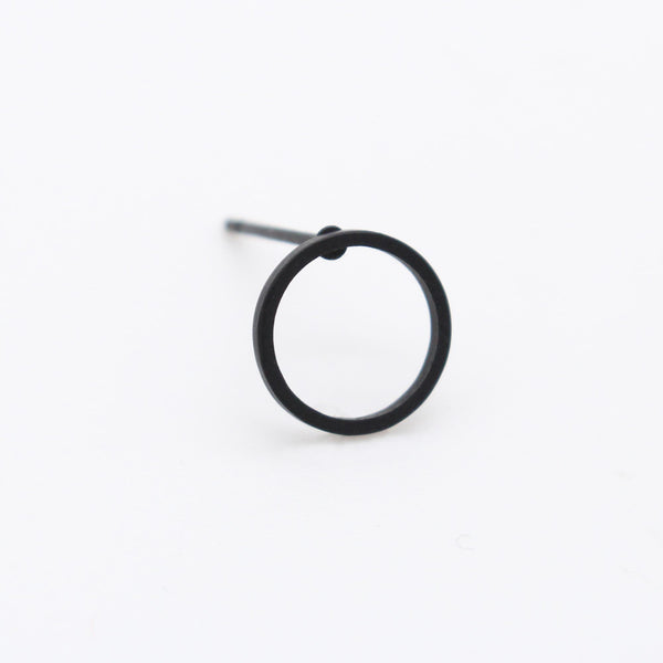 E94 stainless - circle pierce（single）- black