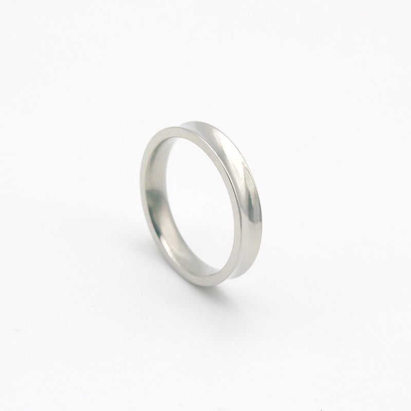 R82 stainless - round dent ring - silver