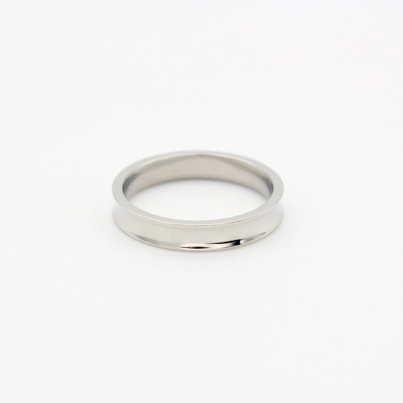 R82 stainless - round dent ring - silver